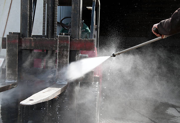 Best Oil Spill Cleanup  in Bergenfield, NJ